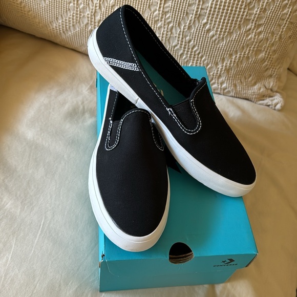 Converse slip ons - Picture 2 of 4